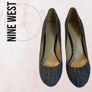 NINE WEST Smoochmeo black plaid wedges/pump Sz 6.5